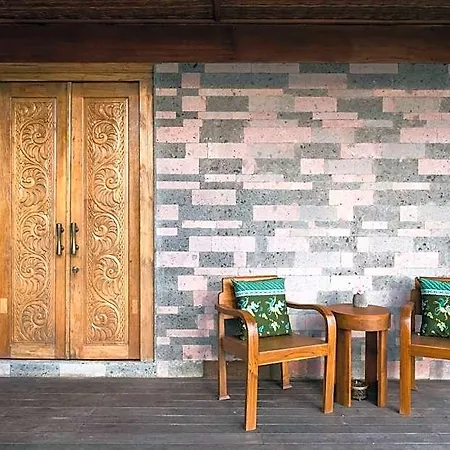 Benisari Batik Garden Cottage