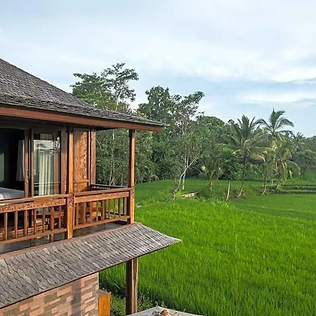 Benisari Batik Garden Cottage