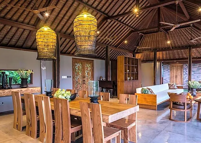 Lodge Benisari Batik Garden