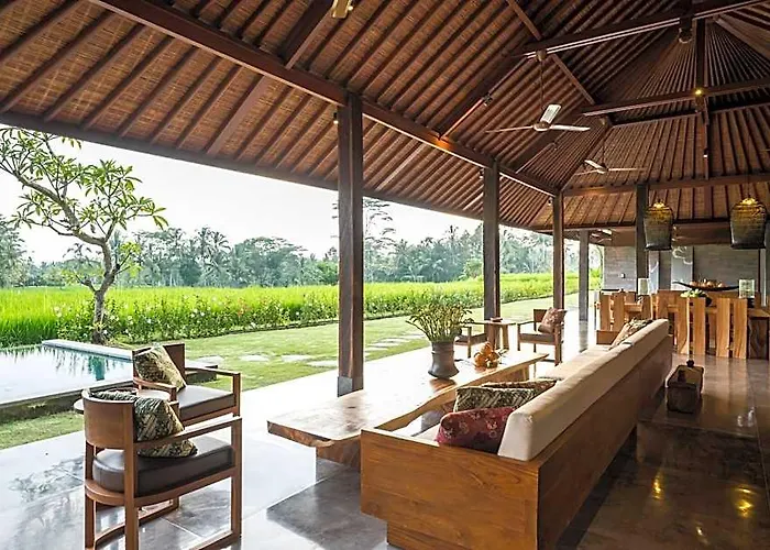 ロッジ Benisari Batik Garden *