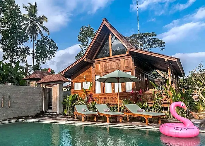 Benisari Batik Garden Kelusa