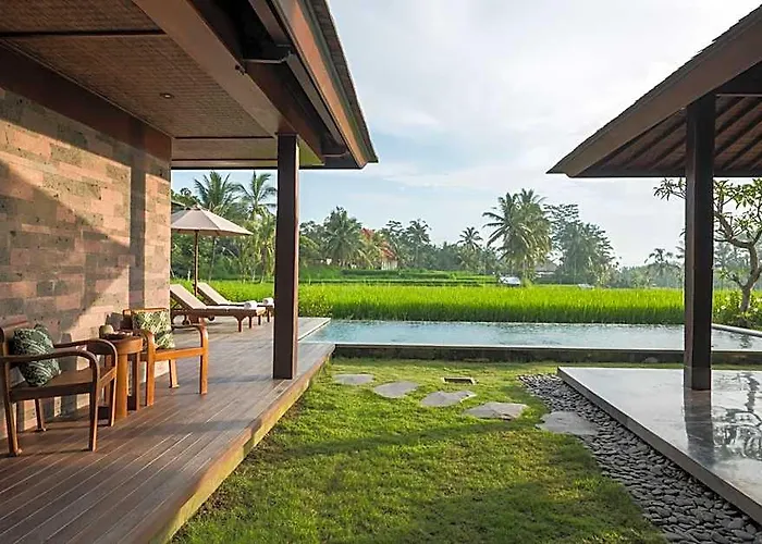 Benisari Batik Garden Lodge *